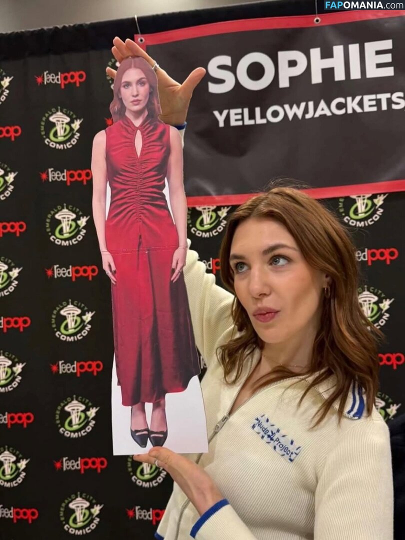Sophie Nélisse / sophie__nelisse Nago OnlyFans  Przeciekłe zdjęcie #5