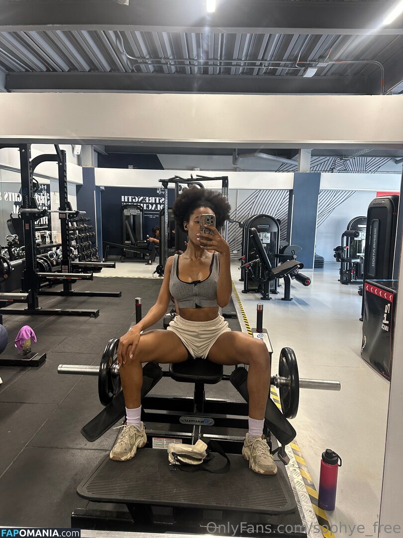 sophye_free / sophyesefrin Nago OnlyFans  Przeciekłe zdjęcie #4