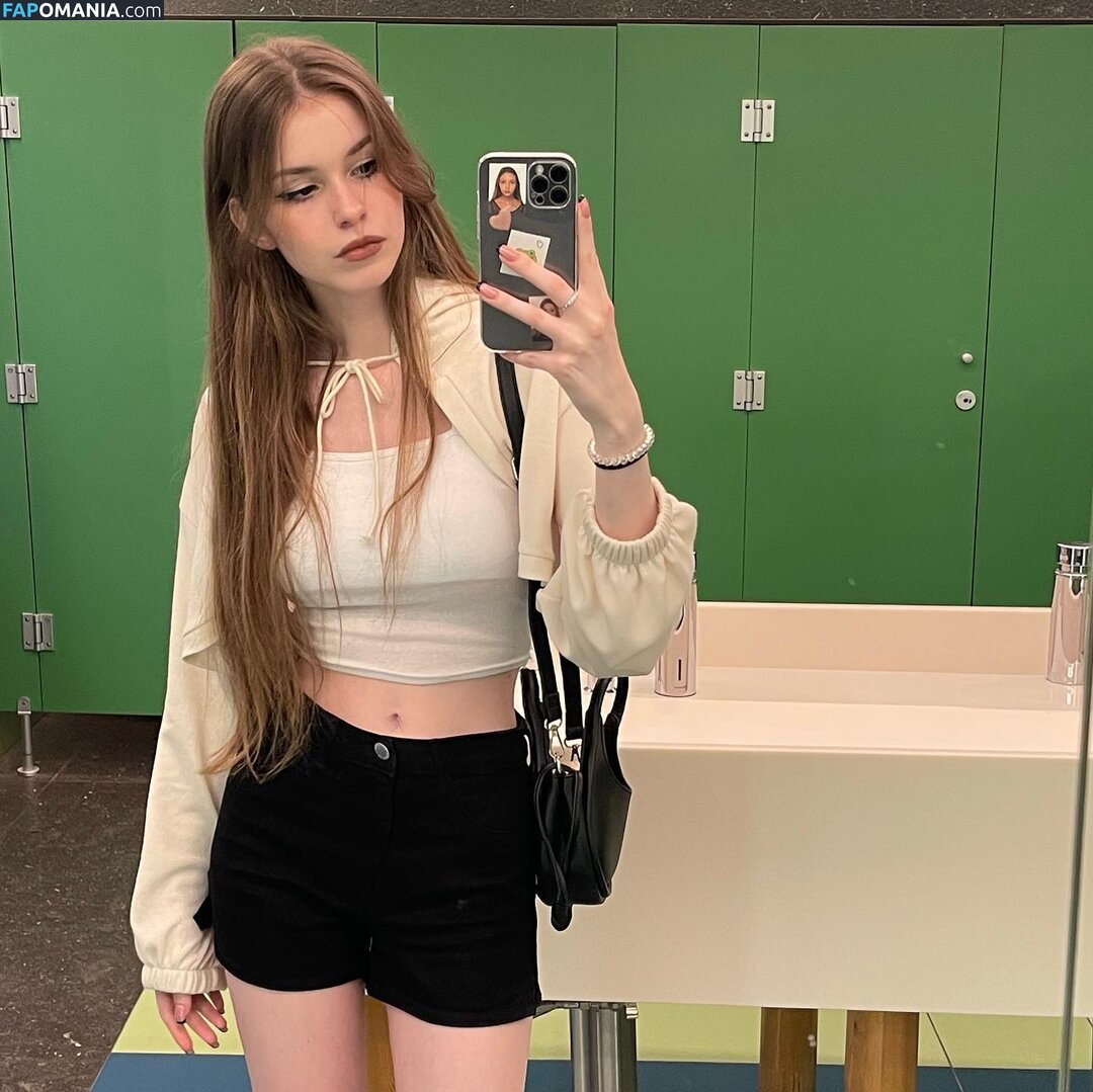 nesosihue / sosihue Nago OnlyFans  Przeciekłe zdjęcie #5