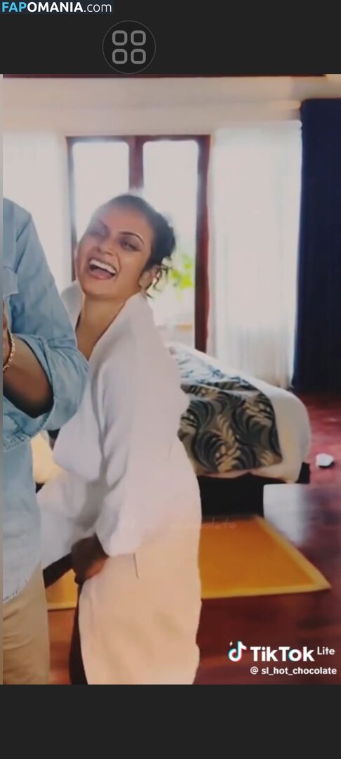 Sri Lanka / Sri Lankan Girls / hashini.guruge / poojaniperera Nago OnlyFans  Przeciekłe zdjęcie #133