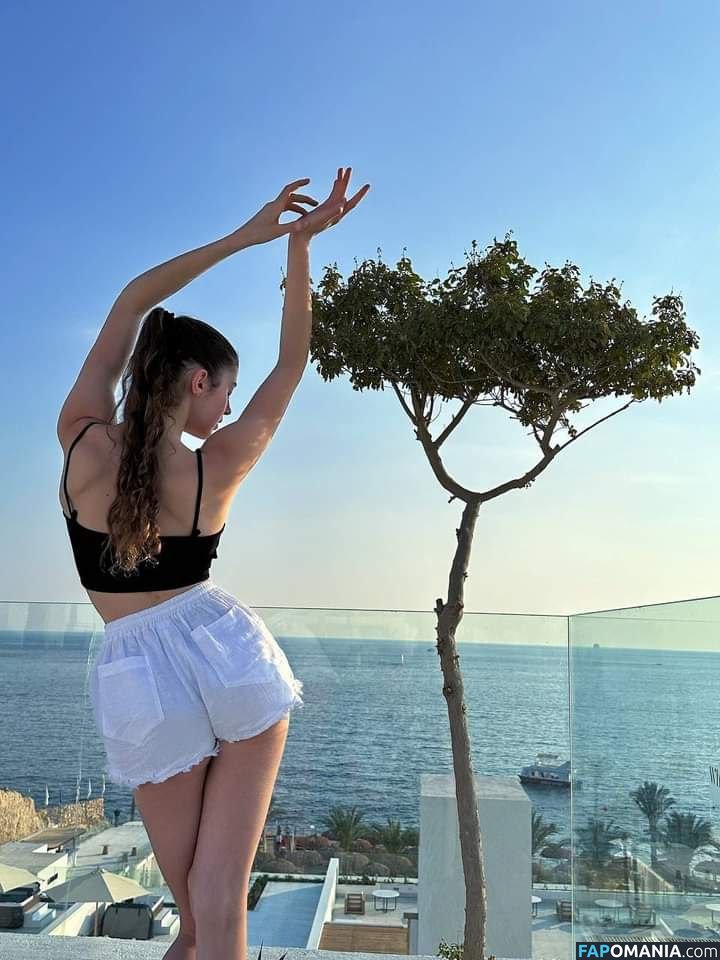 Derwald / Stefania Deriabina / st.efania4105 / st.efania_deriabina / xostefania Nago OnlyFans  Przeciekłe zdjęcie #53
