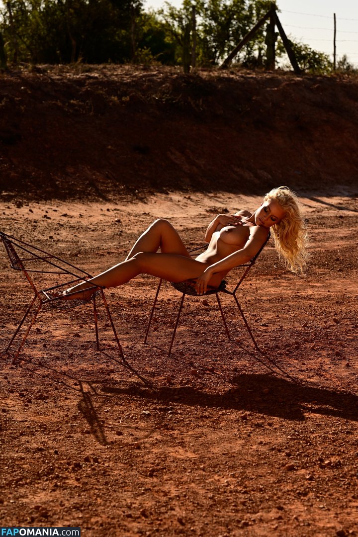 Steffi Landerer / steffymetal Nago OnlyFans  Przeciekłe zdjęcie #20