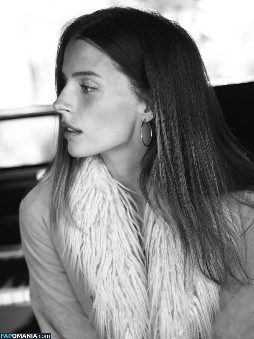 Steph Mandich / shopmononoke / stephmandich Nago OnlyFans  Przeciekłe zdjęcie #224