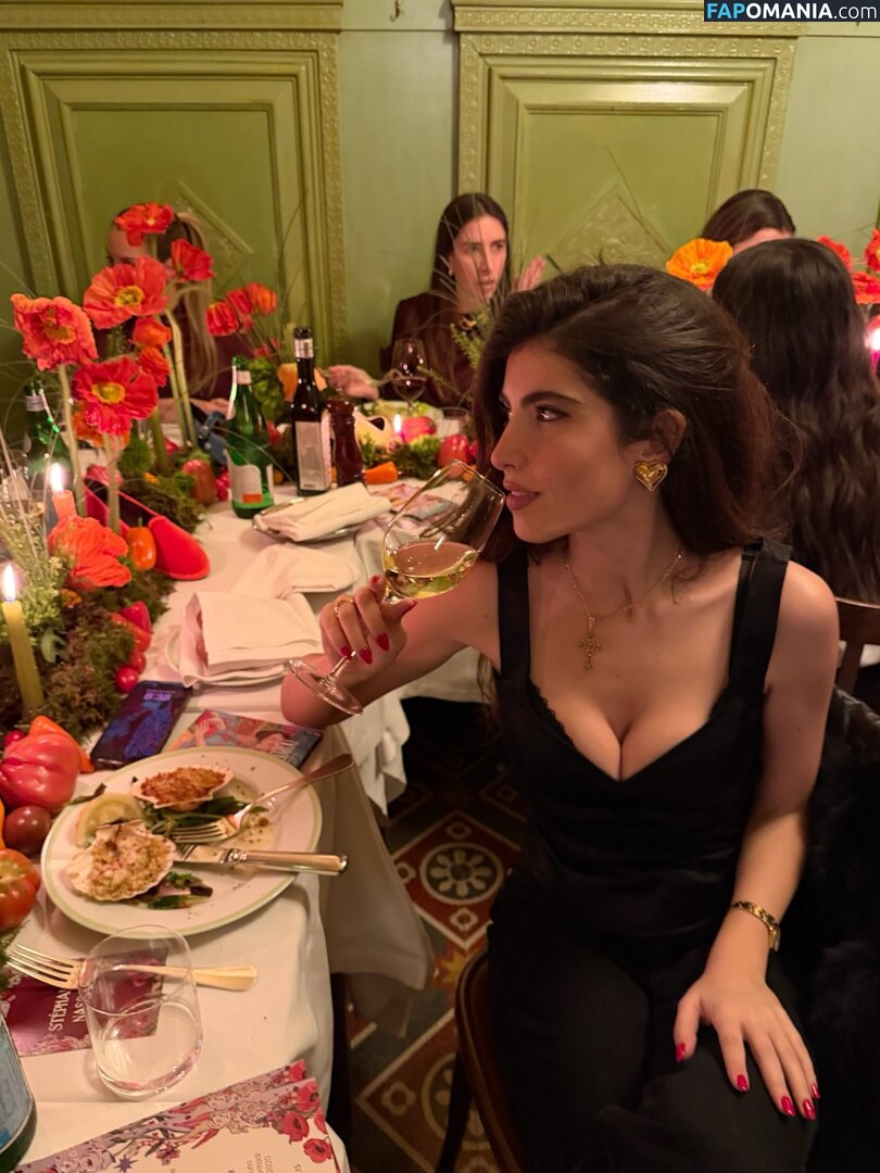 Stephanie Nassar / nassarstephanie Nago OnlyFans  Przeciekłe zdjęcie #3