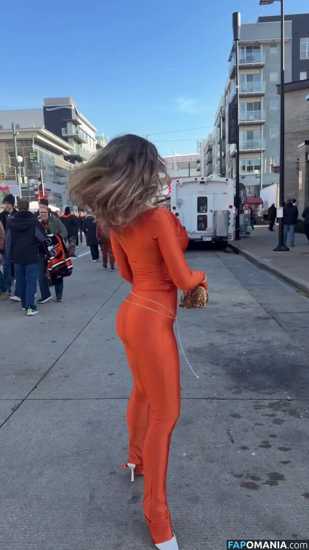 Stephanie Niles / https: / nileees Nago OnlyFans  Przeciekłe zdjęcie #10