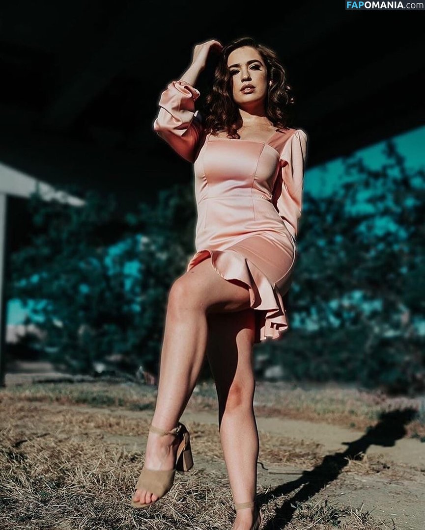 Stephanie Oustalet / stephanieoustalet Nago OnlyFans  Przeciekłe zdjęcie #26