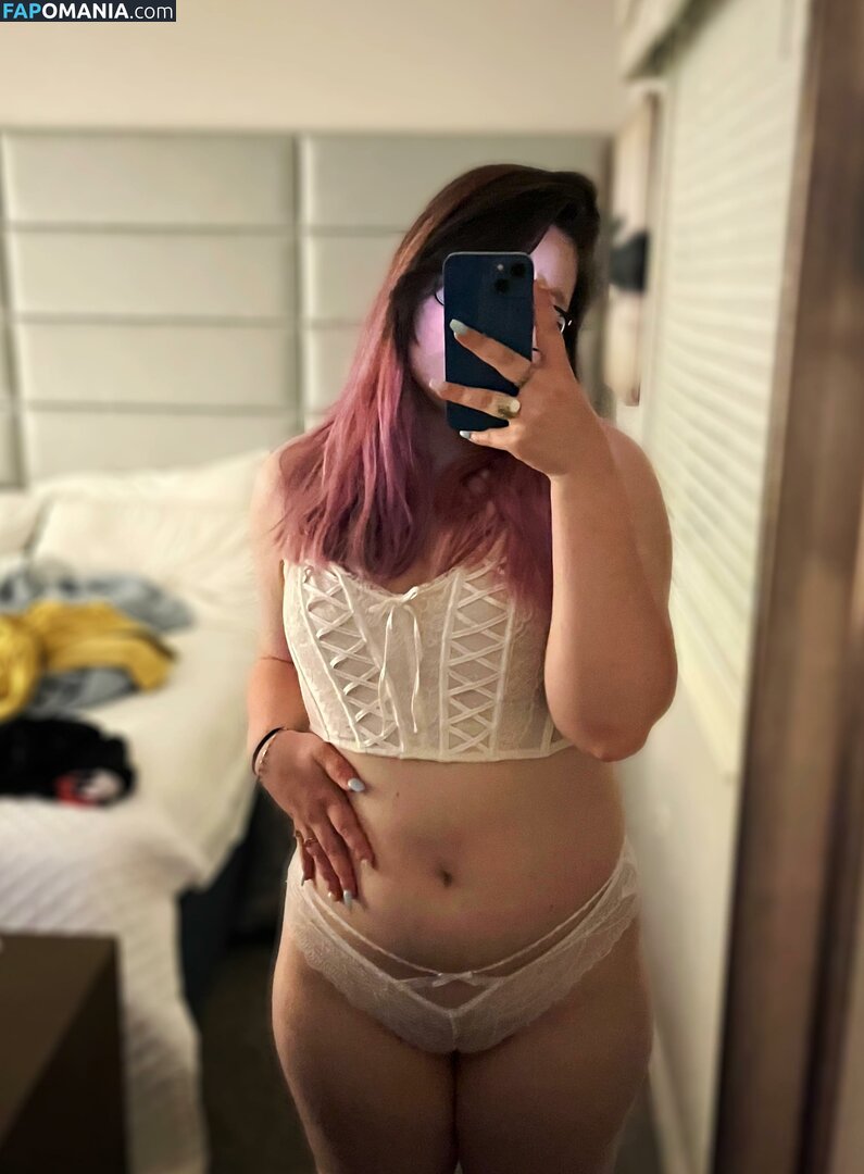 Strawbre / _strawbre_ / spicy_strawbre / straw.bre Nago OnlyFans  Przeciekłe zdjęcie #1