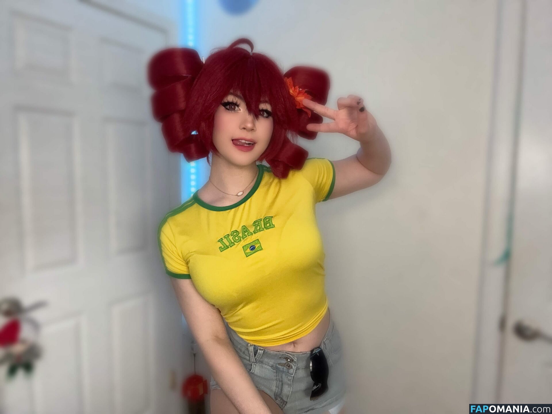 https: / strifecos / strifecoss Nago OnlyFans  Przeciekłe zdjęcie #66