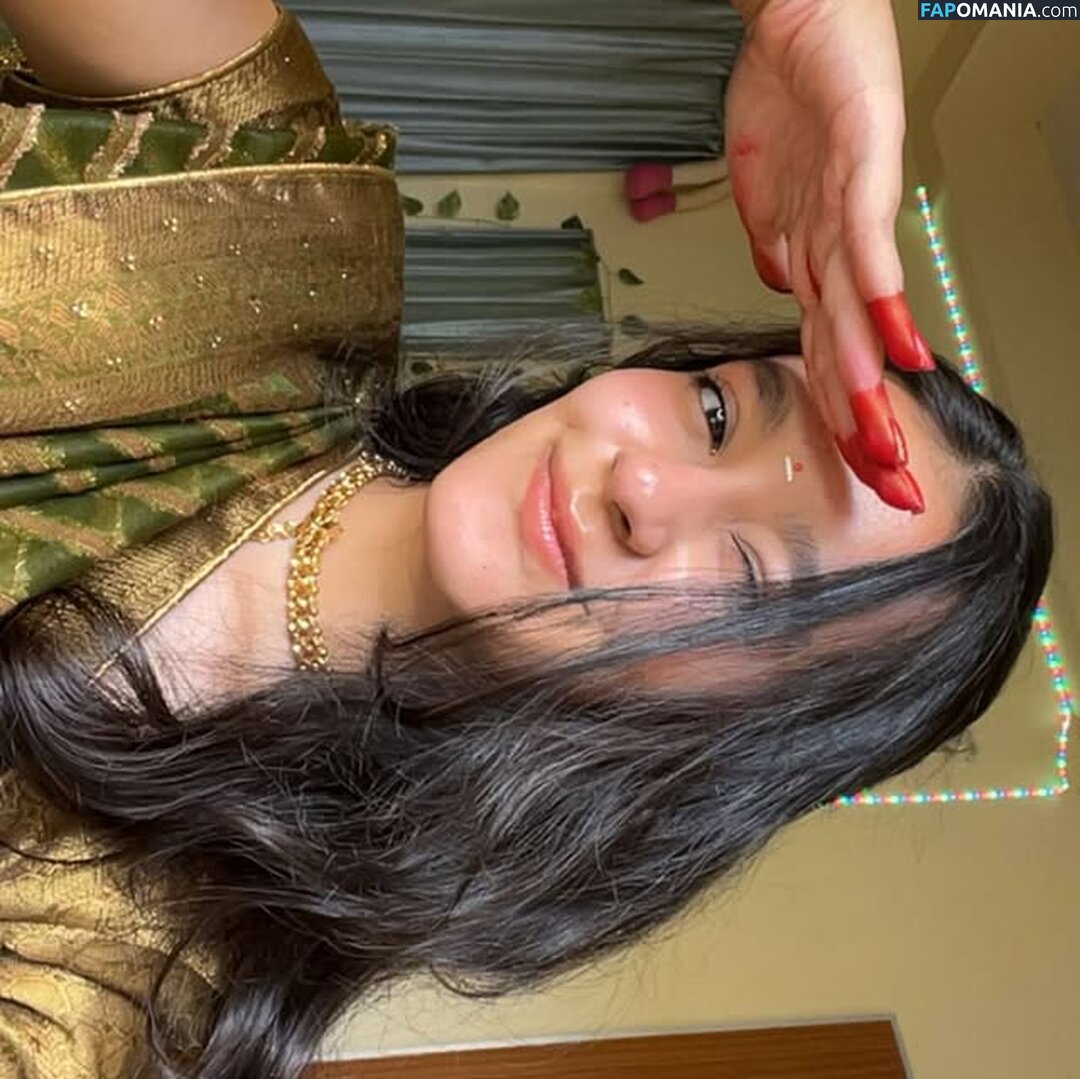 Subhashree Sahu / https: / subhasly Nago OnlyFans  Przeciekłe zdjęcie #1