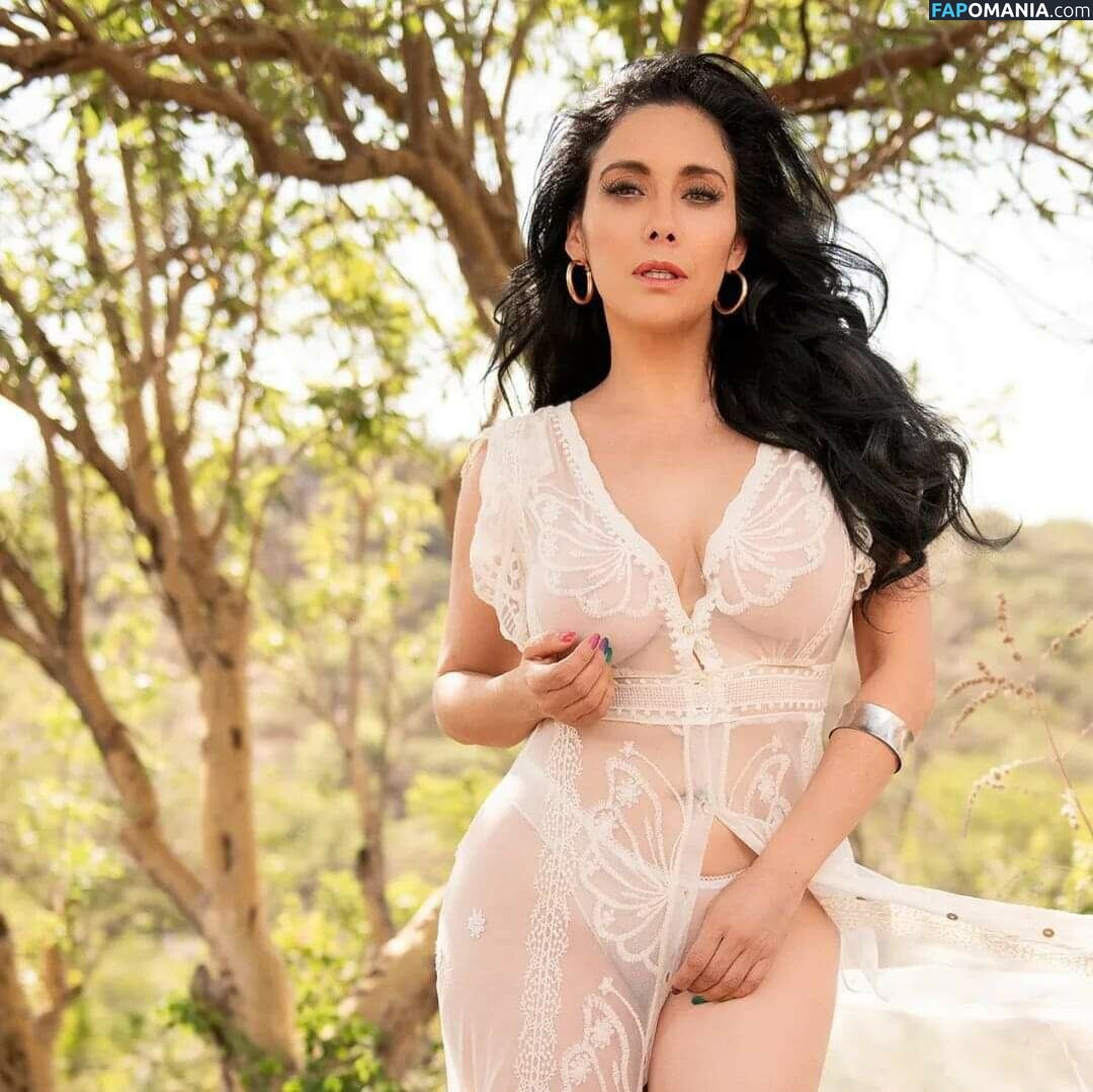 Sugey Abrego / https: / sugeyabrego / sugeyabregotv Nago OnlyFans  Przeciekłe zdjęcie #38