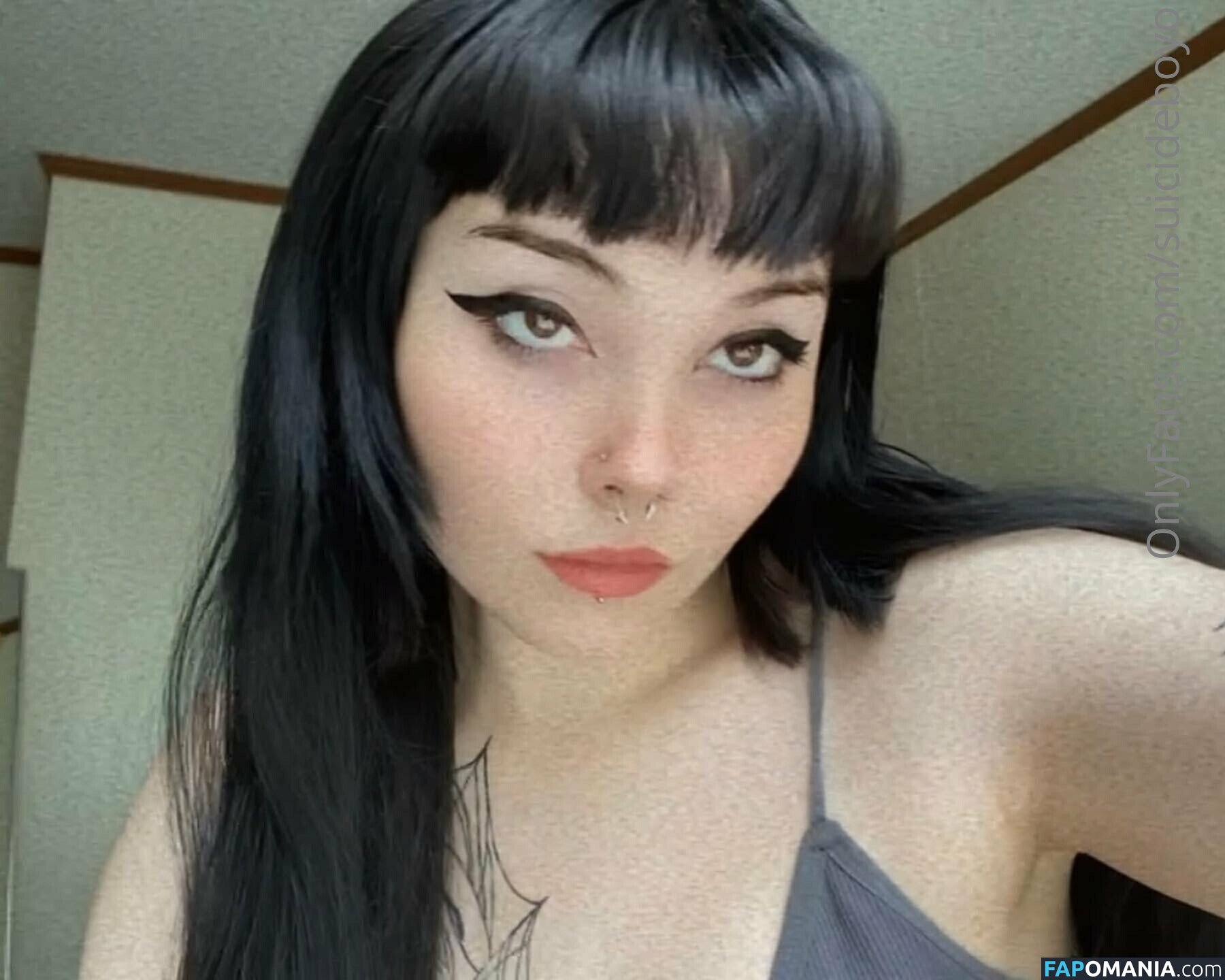 Suicideboyo / https: / kreature_girl Nago OnlyFans  Przeciekłe zdjęcie #2