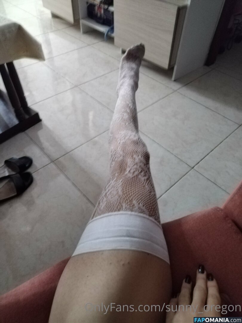 sunny_oregon / sunnystabs Nago OnlyFans  Przeciekłe zdjęcie #1