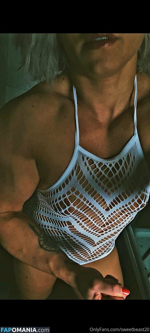 berni_bernadetta / sweetbeast20 Nago OnlyFans  Przeciekłe zdjęcie #50