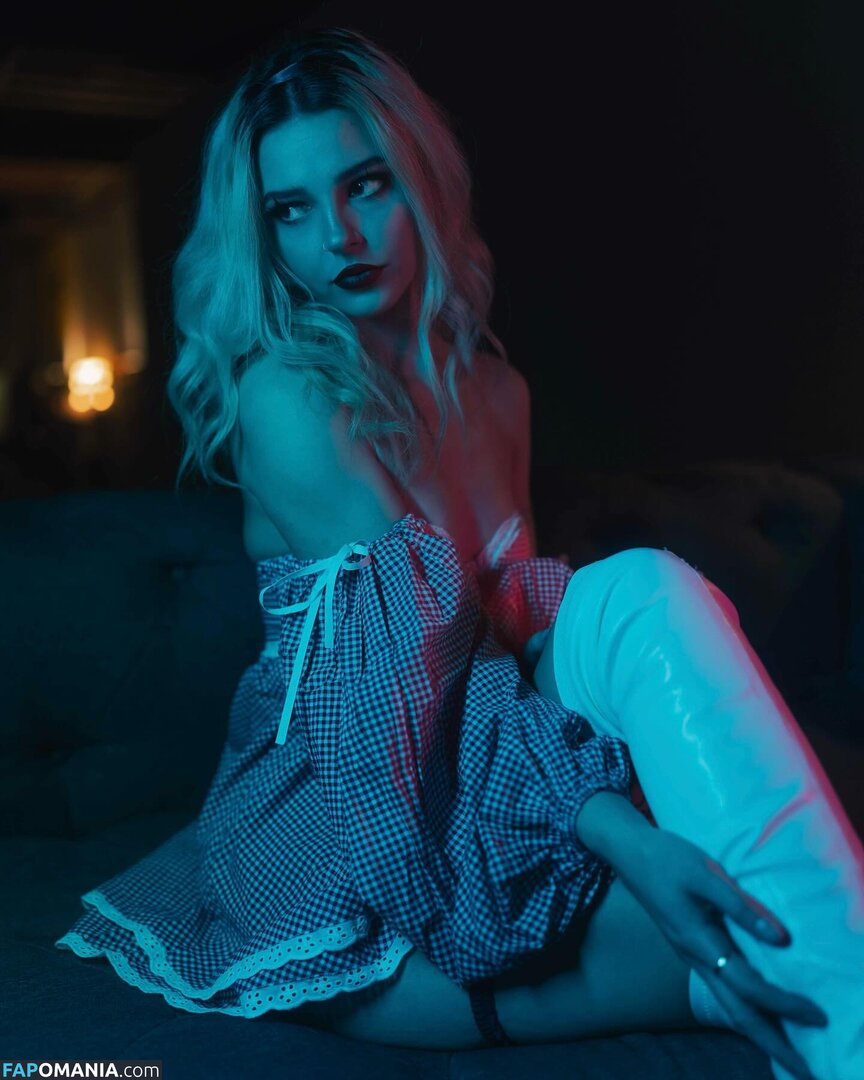 Sweetdistortion / sasha_simple Nago OnlyFans  Przeciekłe zdjęcie #10