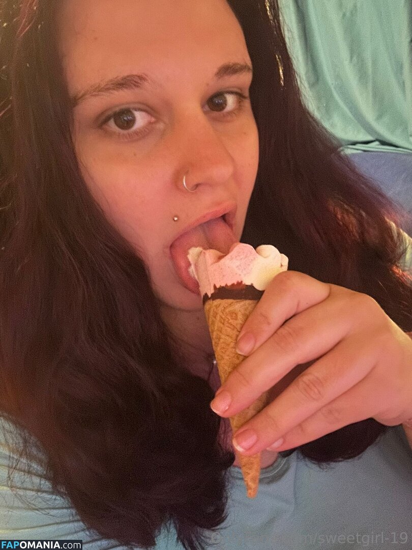 sweetgirl-1998 / sweetgirl1998.offiziell Nago OnlyFans  Przeciekłe zdjęcie #12