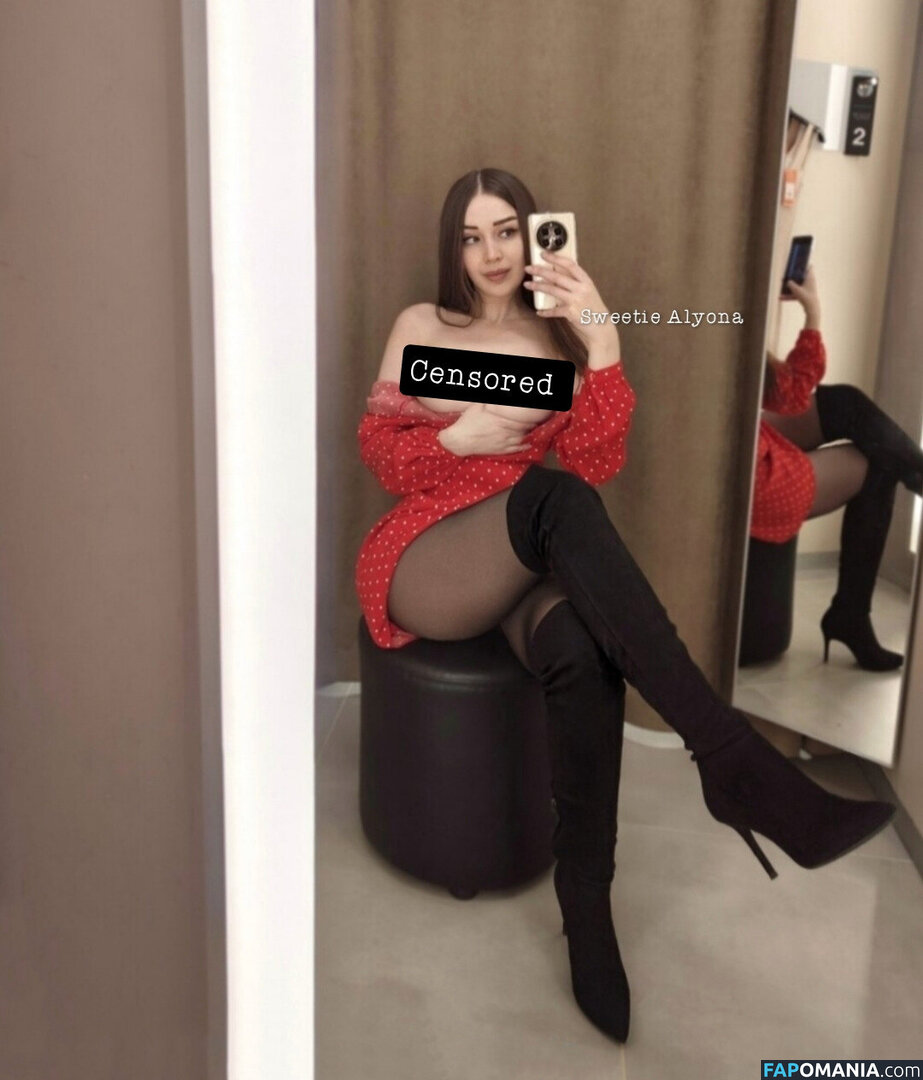 sweetie_alyona_free Nago OnlyFans  Przeciekłe zdjęcie #2