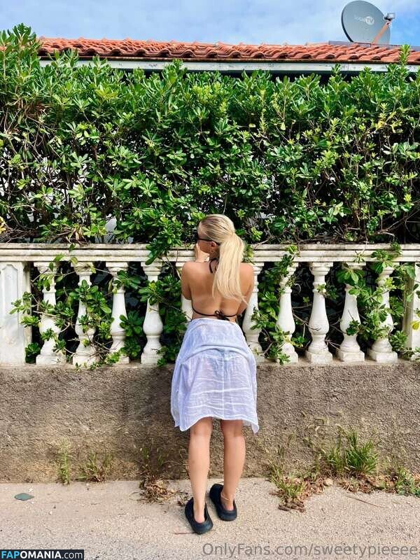 Sweetypieeee / amelinameli / https: Nago OnlyFans  Przeciekłe zdjęcie #9