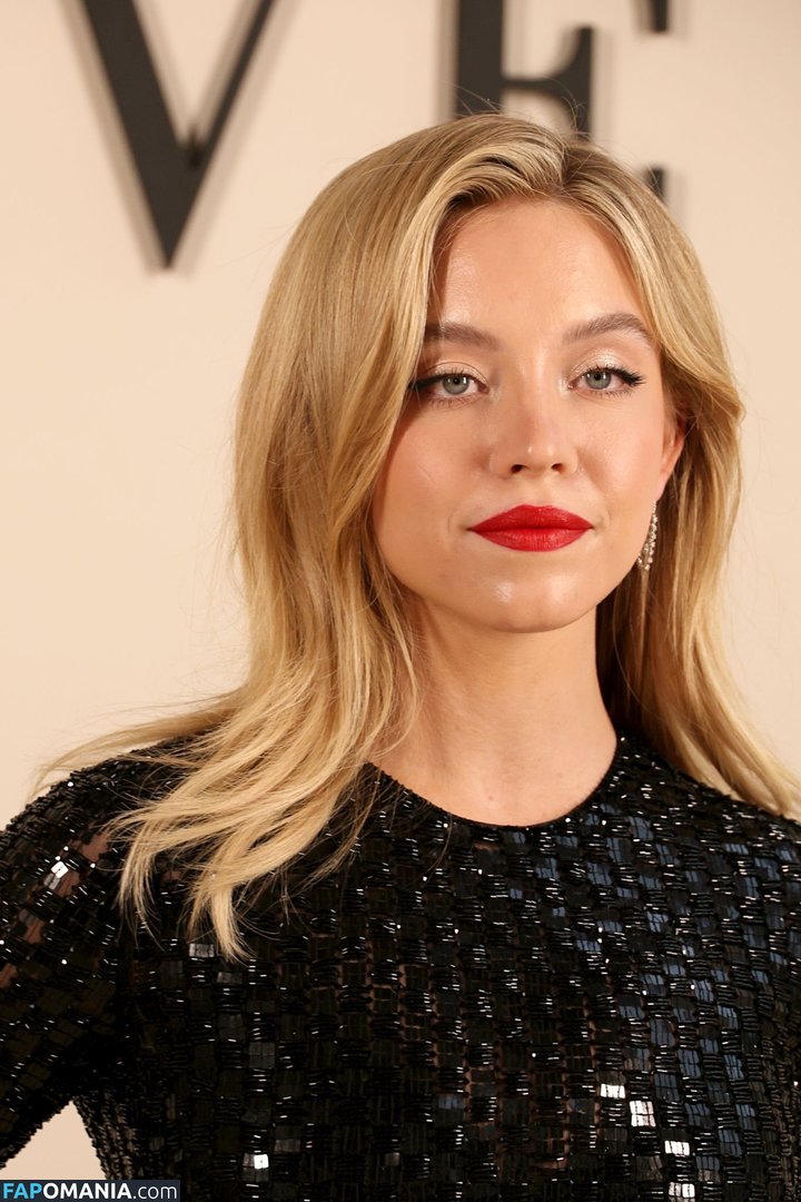 Sydney Sweeney Nago Przeciekłe zdjęcie #187