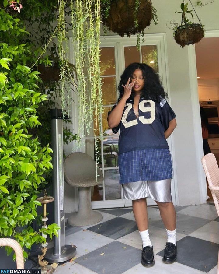 SZA / Solana Rowe / thejad3x Nago OnlyFans  Przeciekłe zdjęcie #4