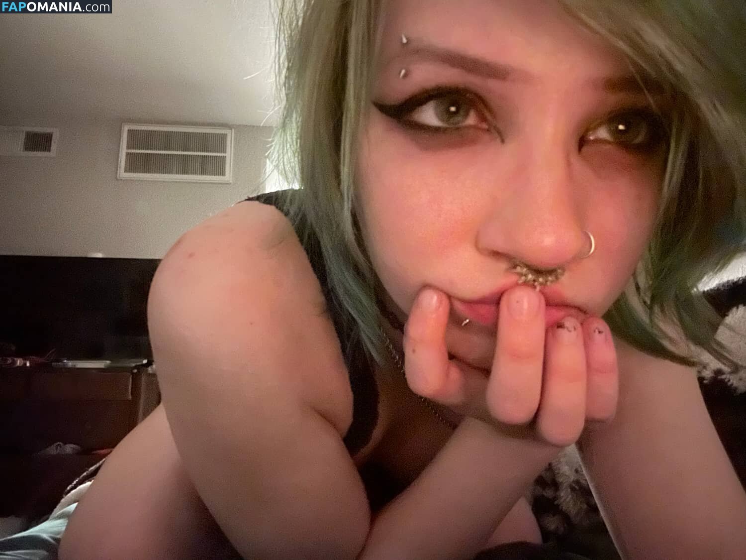 t00fs / t00fsies Nago OnlyFans  Przeciekłe zdjęcie #4