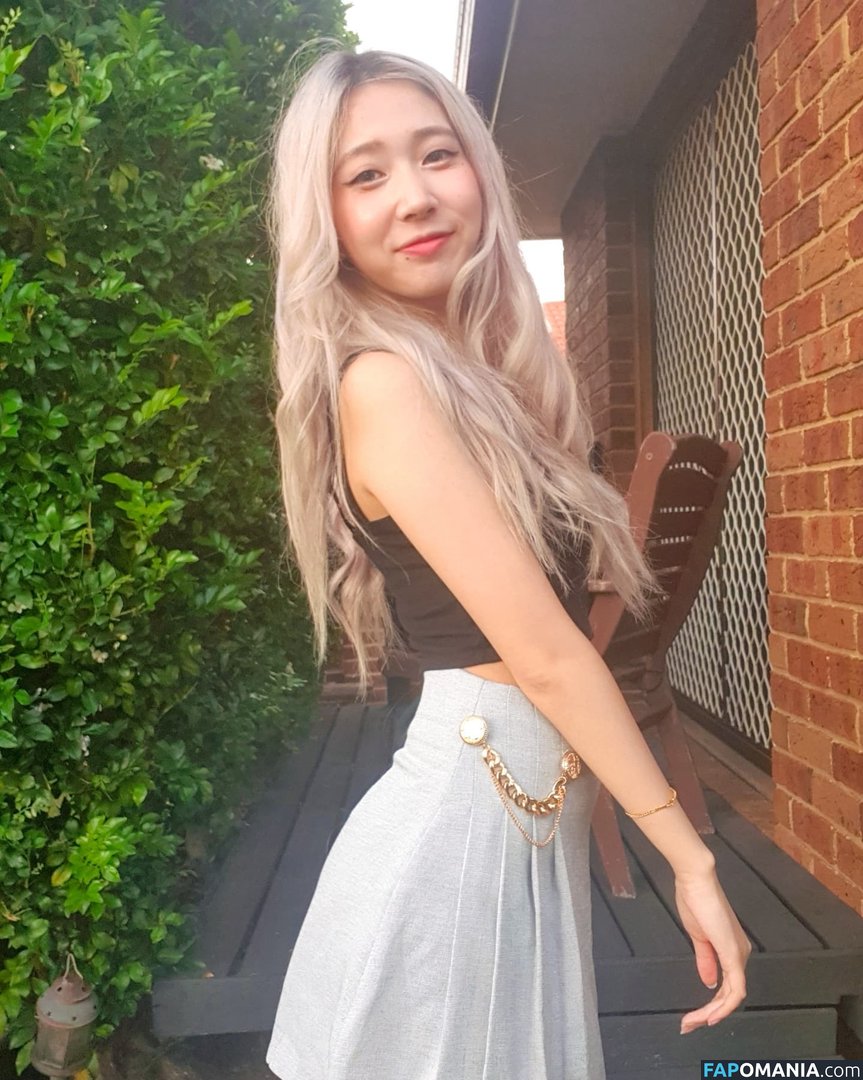 T10Nat / ten_against Nago OnlyFans  Przeciekłe zdjęcie #2