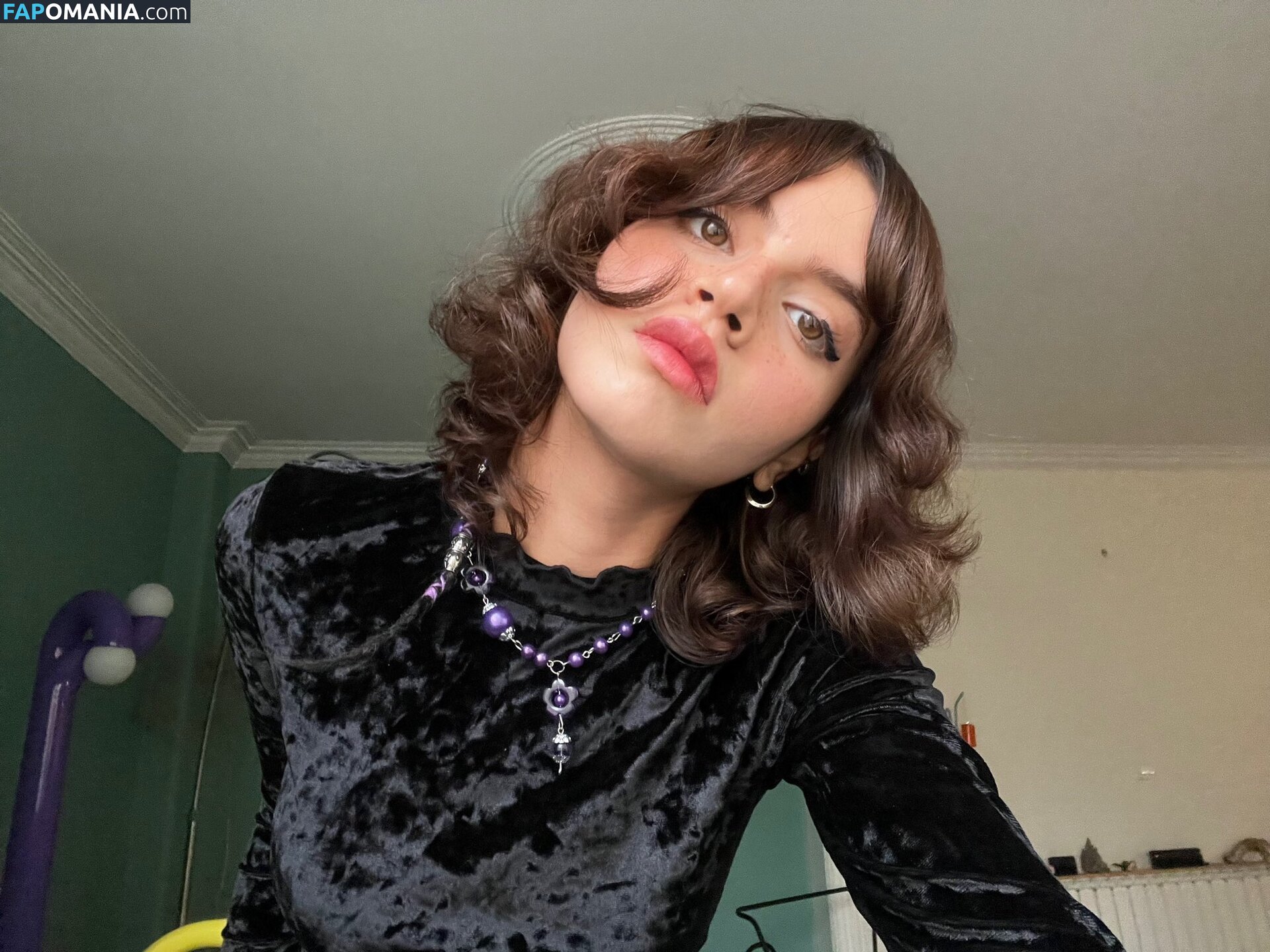 https: / takordack / tinaa.haghani Nago OnlyFans  Przeciekłe zdjęcie #1