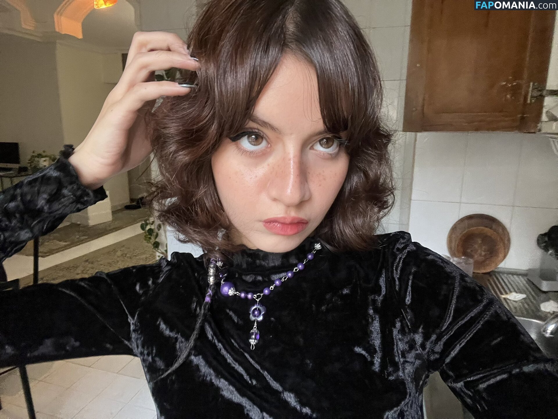 https: / takordack / tinaa.haghani Nago OnlyFans  Przeciekłe zdjęcie #3