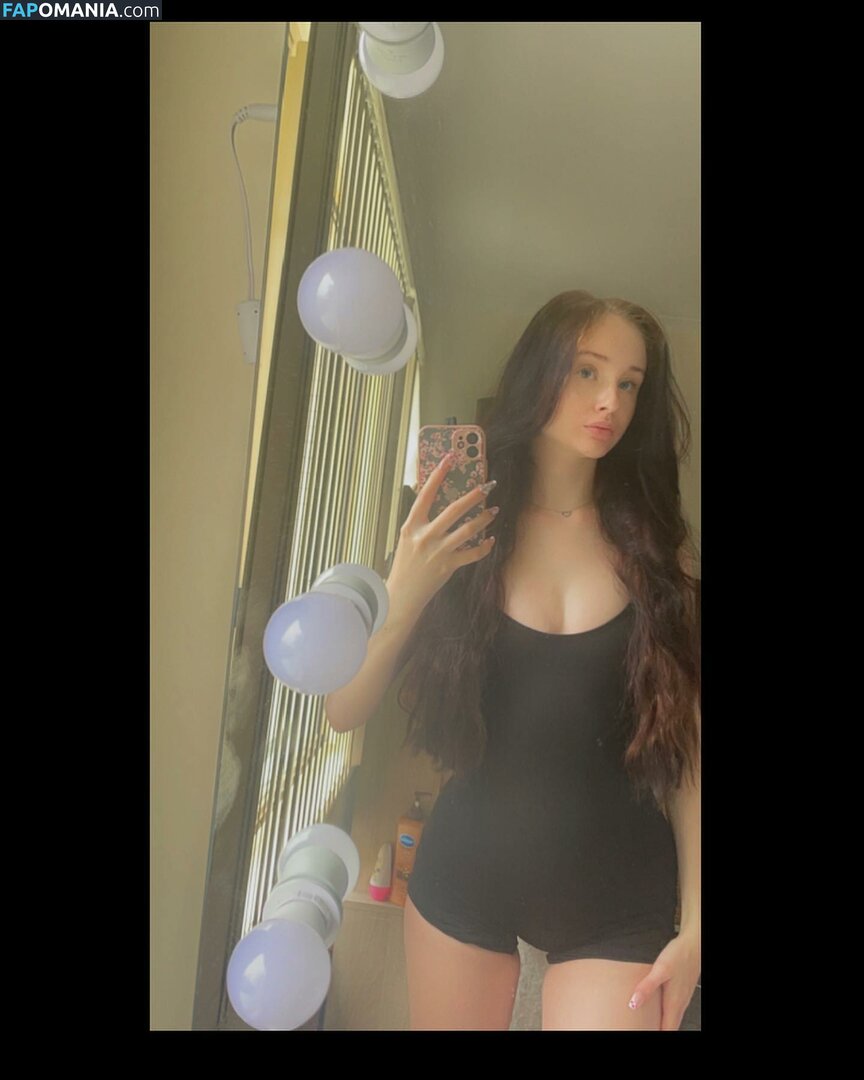 Taliah / taliah_nugg / xtaliah_lil_nuggy_x Nago OnlyFans  Przeciekłe zdjęcie #77