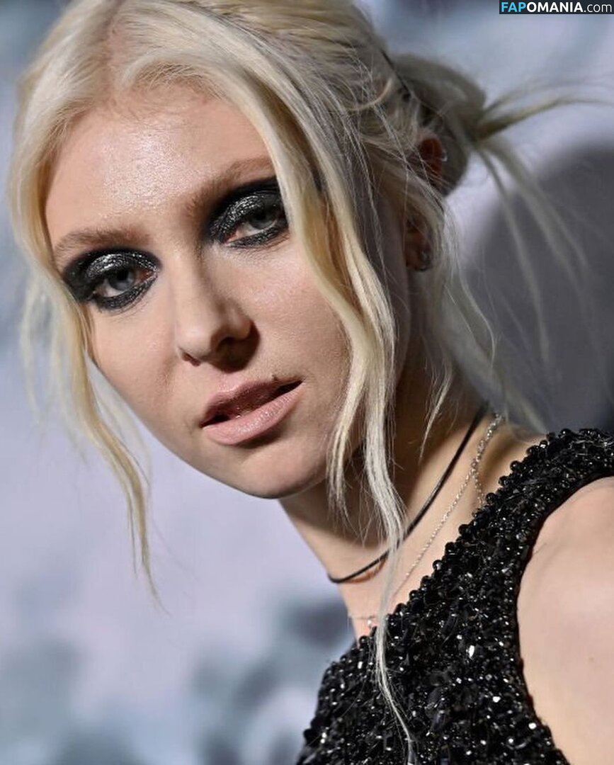Taylor Momsen / aryelsoul / taylormomsen Nago OnlyFans  Przeciekłe zdjęcie #709
