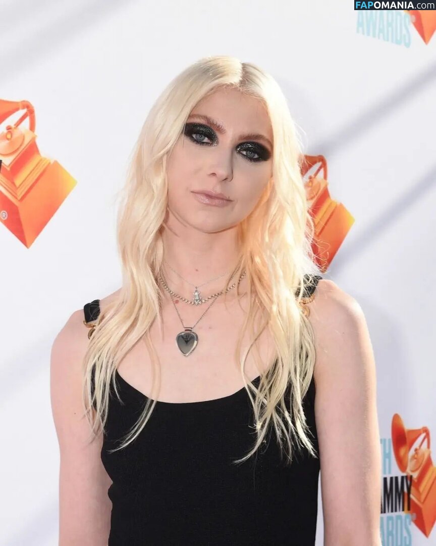 Taylor Momsen / aryelsoul / taylormomsen Nago OnlyFans  Przeciekłe zdjęcie #713