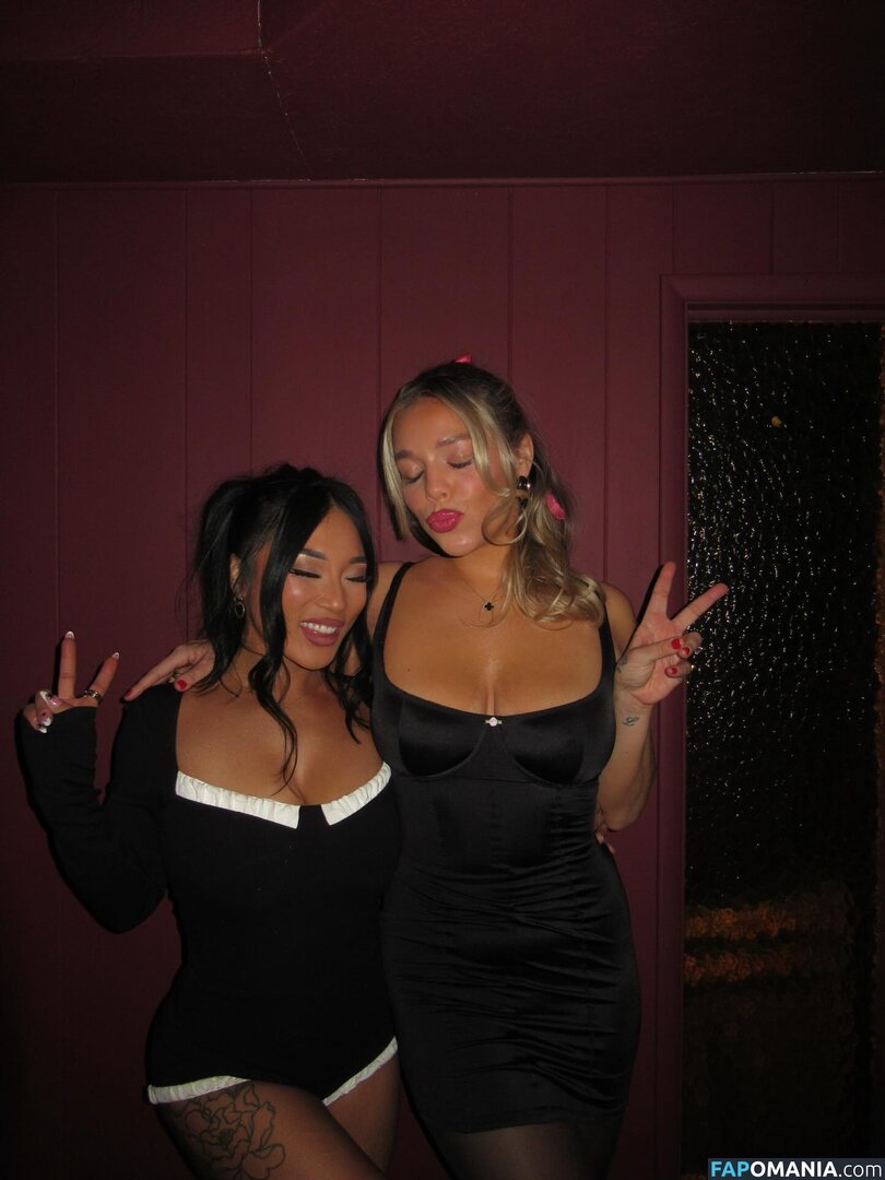 Teamchoon / cocochoobi / https: Nago OnlyFans  Przeciekłe zdjęcie #5