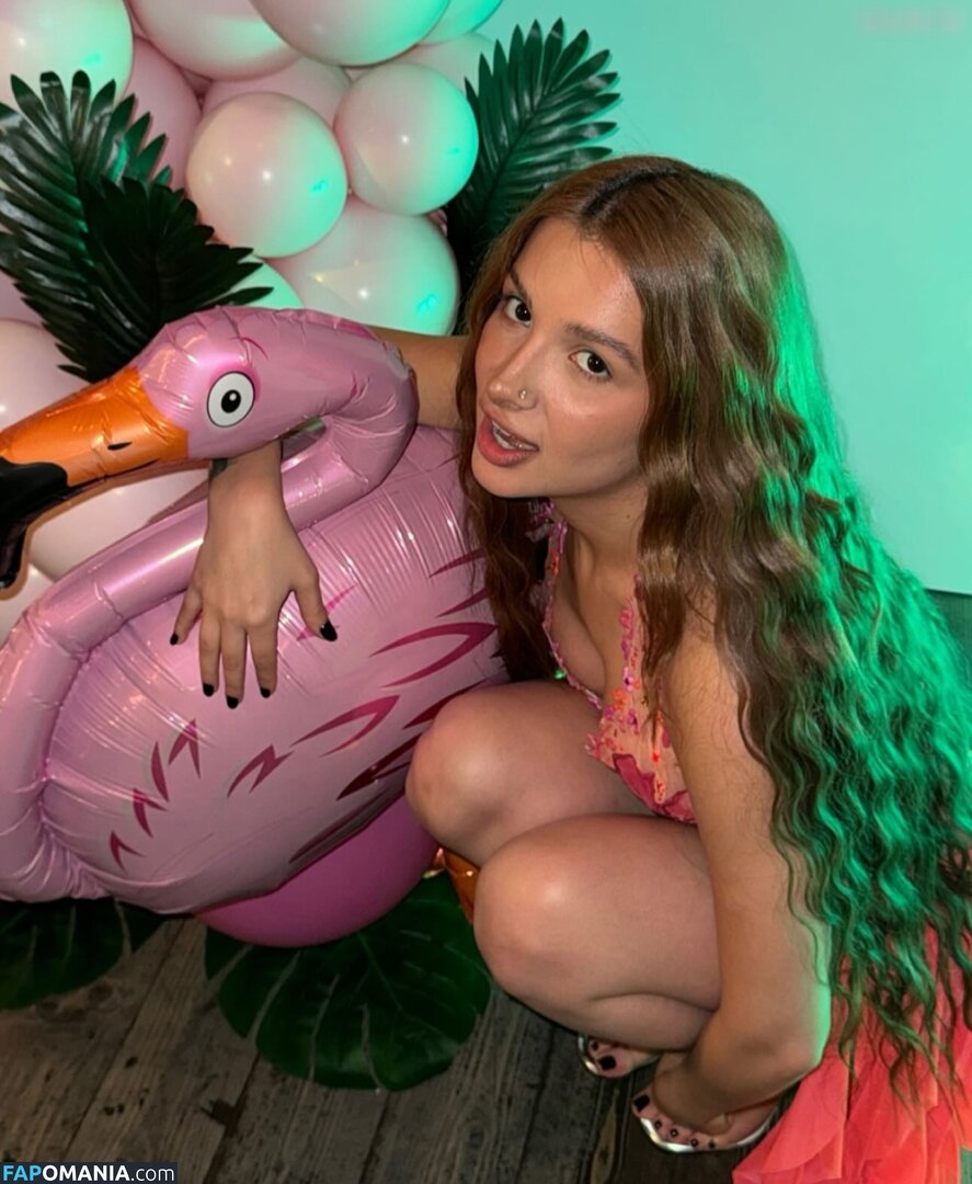 Tenderlybae Nago OnlyFans  Przeciekłe zdjęcie #1