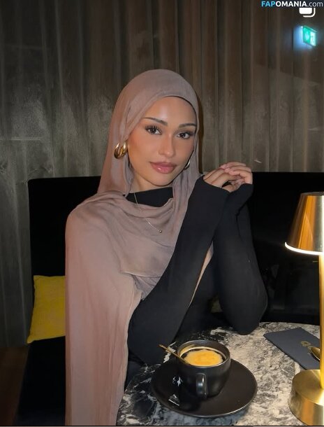 thaslimaakkas Nago OnlyFans  Przeciekłe zdjęcie #2