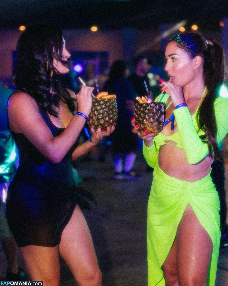 Nikki Bella & Brie Bella / The Bella Twins / thenikkibella Nago OnlyFans  Przeciekłe zdjęcie #138