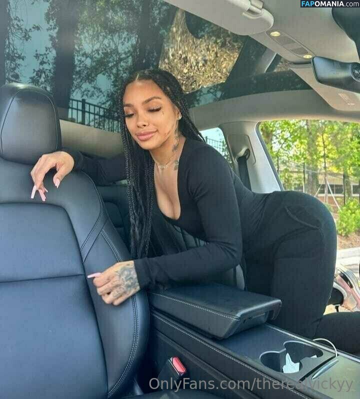 _luhcuban / therealvickyy Nago OnlyFans  Przeciekłe zdjęcie #64