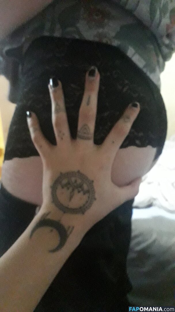 therubymoon / therubymoon7 / therubymoonz Nago OnlyFans  Przeciekłe zdjęcie #3