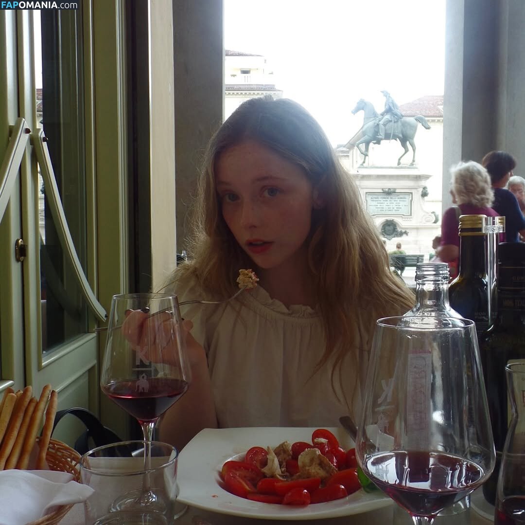 SuzieSon / charlieisomething / mymotherfvckedmickjagger / thestrawberrybutcher Nago OnlyFans  Przeciekłe zdjęcie #15