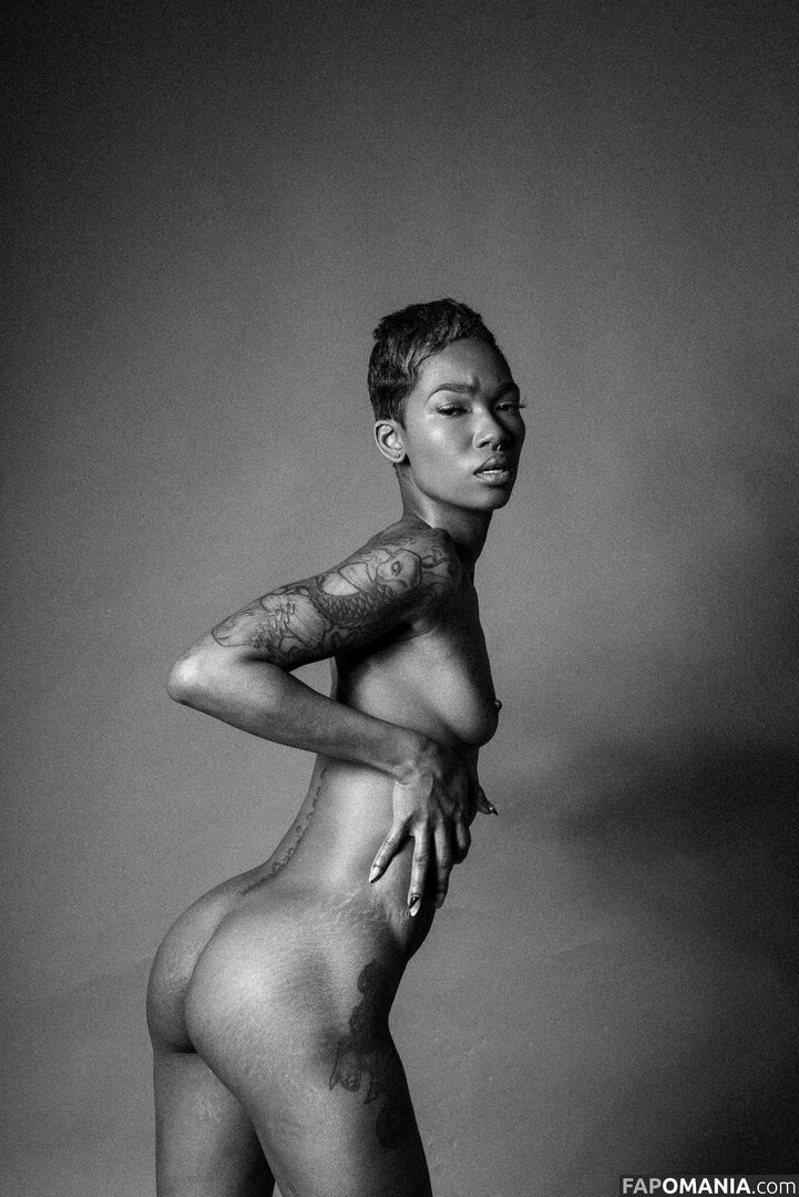 TheRealTiaReid / Tia Reid / corpsdedieu / https: / officialtiareid Nago OnlyFans  Przeciekłe zdjęcie #13