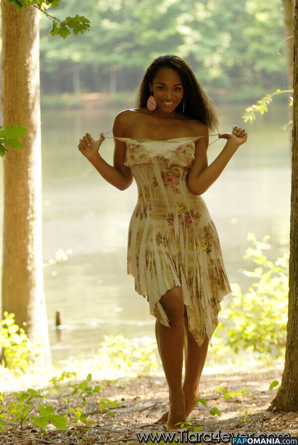 Tiara Harris / Tiara Kristine / Tiara_Kristine / hooters_best / tiarakristine / tkristine Nago OnlyFans  Przeciekłe zdjęcie #5