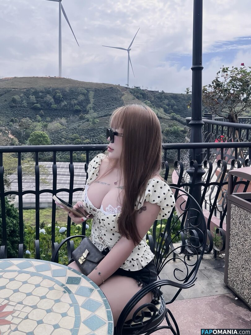 _tn.vyye Nago OnlyFans  Przeciekłe zdjęcie #9