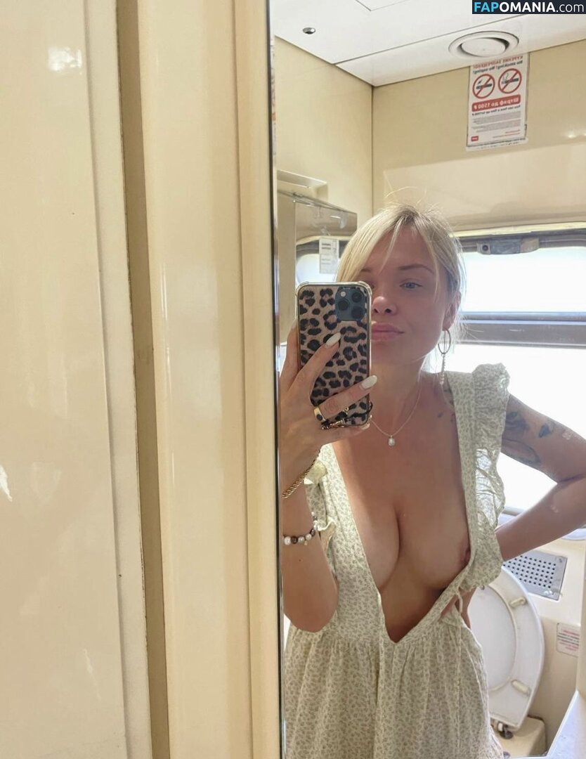 Tomskaya Lubov / l_tomskaia / tomskaya_lyubov_ Nago OnlyFans  Przeciekłe zdjęcie #17