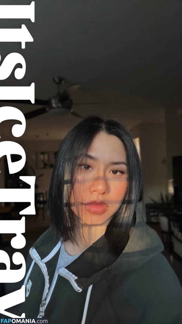 Tray.fitfever | Tray Soe / military / tray.fitfever Nago OnlyFans  Przeciekłe zdjęcie #1
