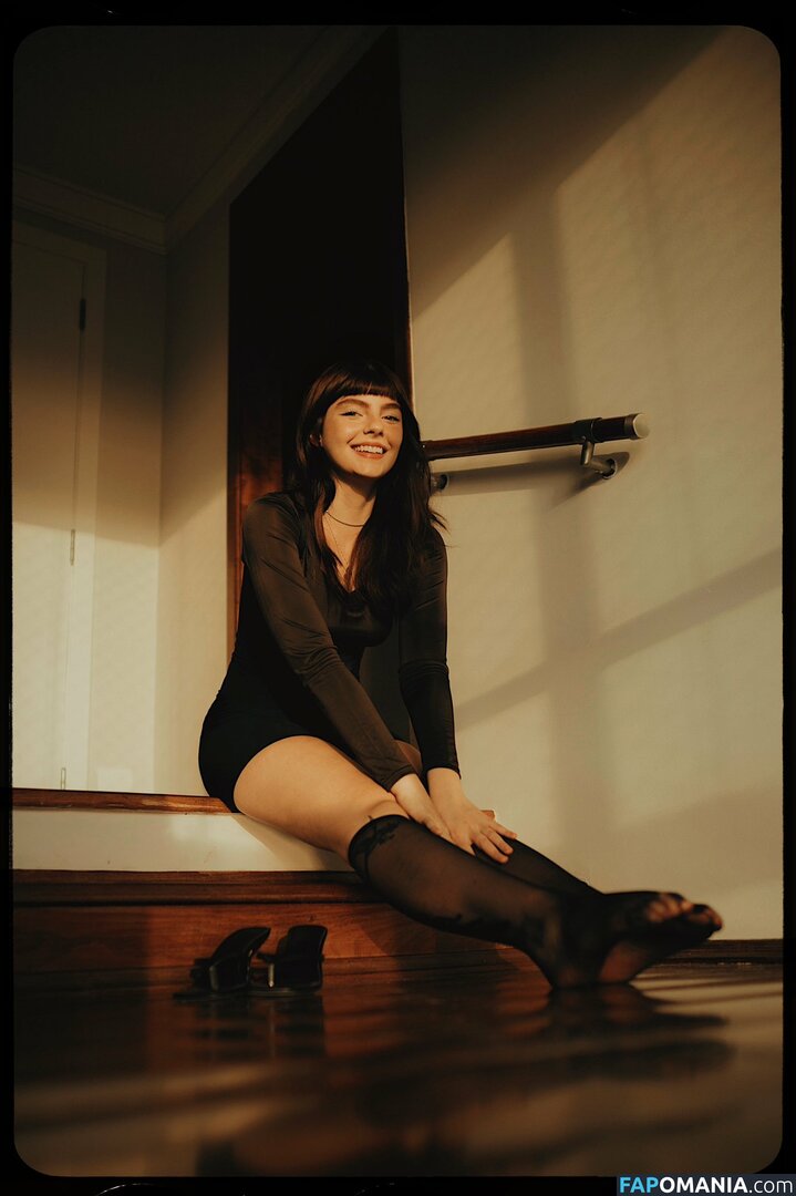 Triz Nago OnlyFans  Przeciekłe zdjęcie #67