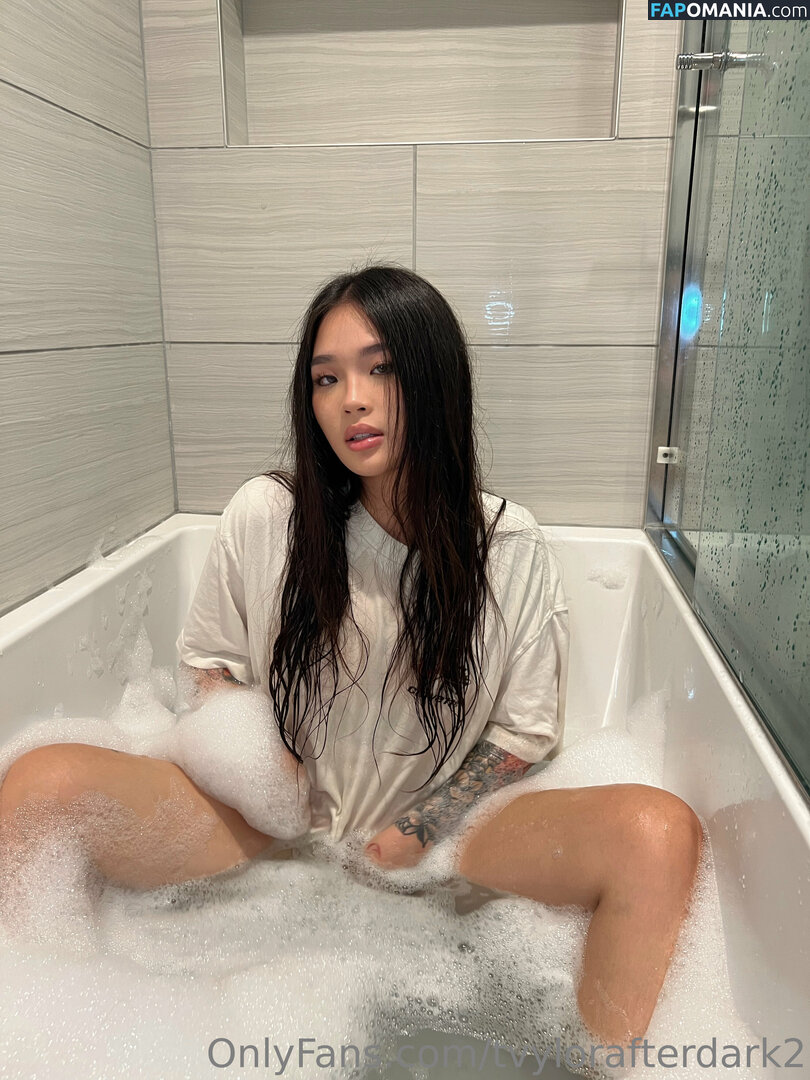 tvylorafterdark Nago OnlyFans  Przeciekłe zdjęcie #4