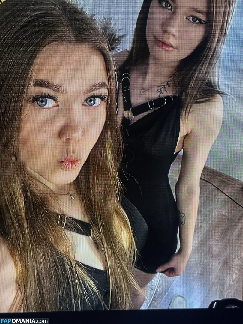 TwixieGuo Nago OnlyFans  Przeciekłe zdjęcie #1