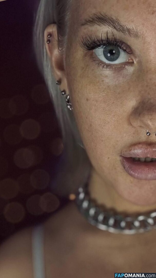 Tykioty Miley Nago OnlyFans  Przeciekłe zdjęcie #1