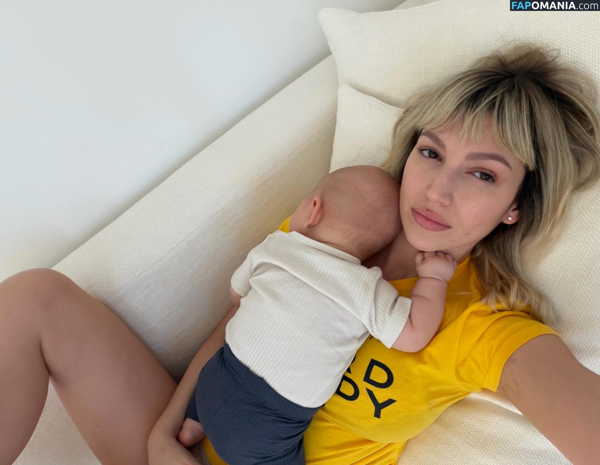 Úrsula Corberó / ursulolita Nago OnlyFans  Przeciekłe zdjęcie #6