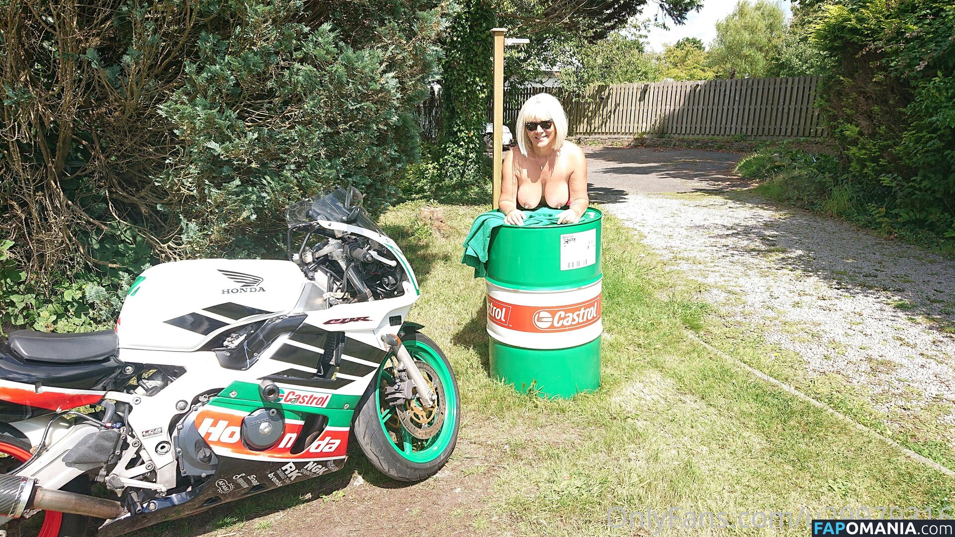 girly.biker.stuff / u29979316 Nago OnlyFans  Przeciekłe zdjęcie #18