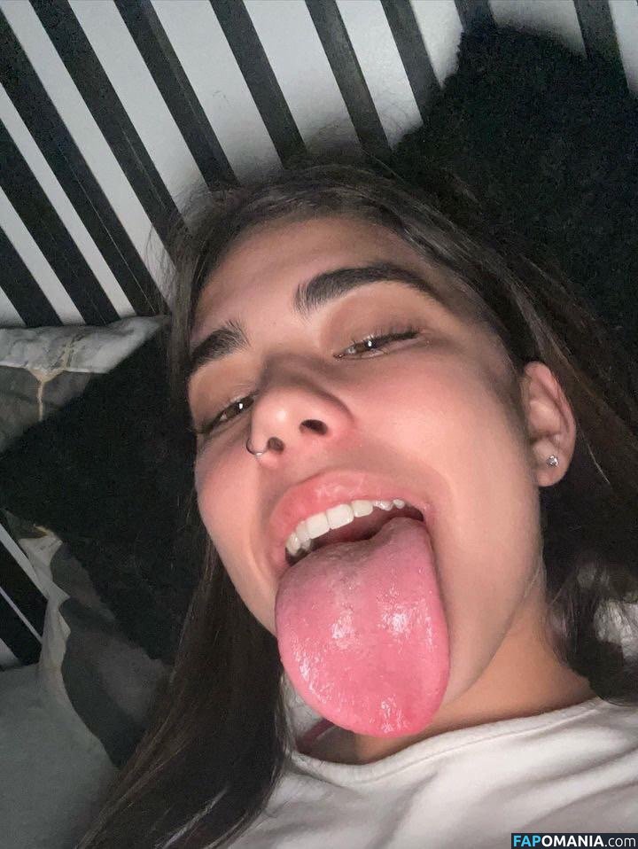 longuetongueegirl_ / noaablaancoo / u489105211 Nago OnlyFans  Przeciekłe zdjęcie #1
