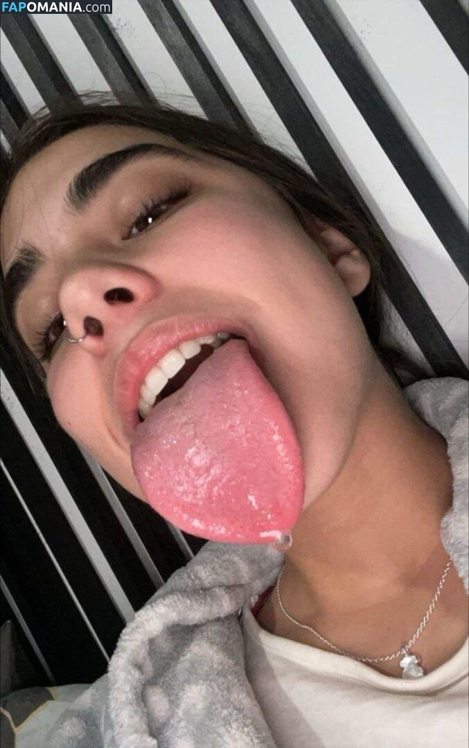 longuetongueegirl_ / noaablaancoo / u489105211 Nago OnlyFans  Przeciekłe zdjęcie #3